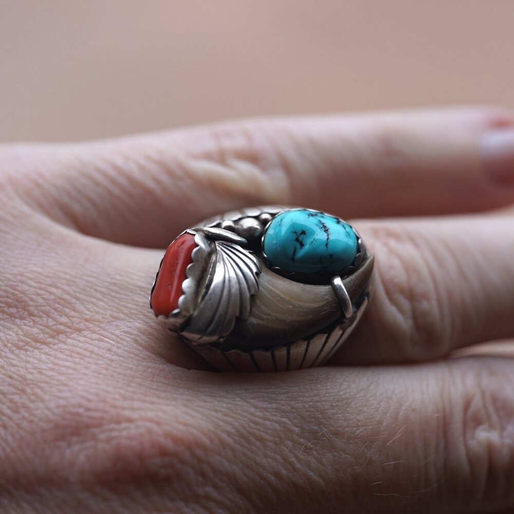 Old Pawn Native American Indian Sterling Silver Turqoiuse Ring - Size 9
